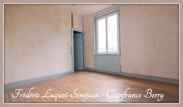 Maison mitoyenne à vendre 4 pièces + grenier aménageable à SAINT FLORENT SUR CHER (18)