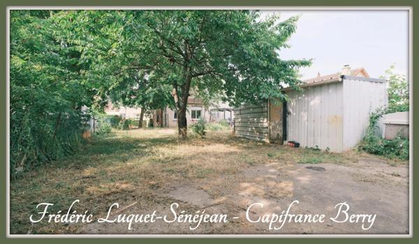 Maison mitoyenne à vendre 4 pièces + grenier aménageable à SAINT FLORENT SUR CHER (18)