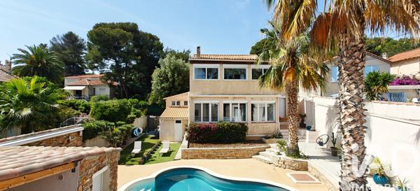 Maison à vendre 7 pièces 141 m² La Ciotat