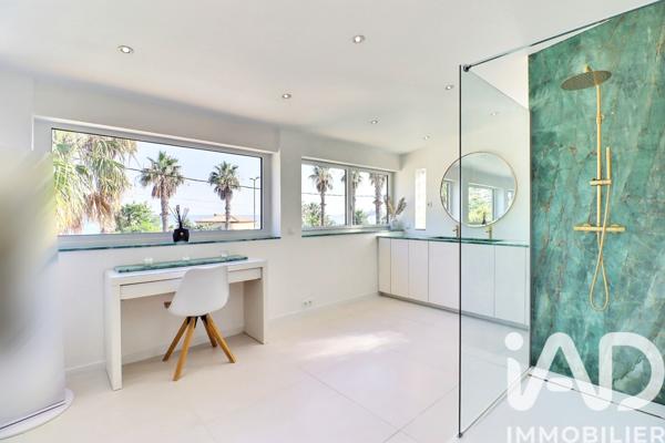 Maison à vendre 7 pièces 141 m² La Ciotat