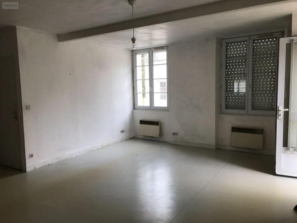 Appartement à rénover à vendre à Bonnétable dans la Sarthe (72110), ref : 079/2012