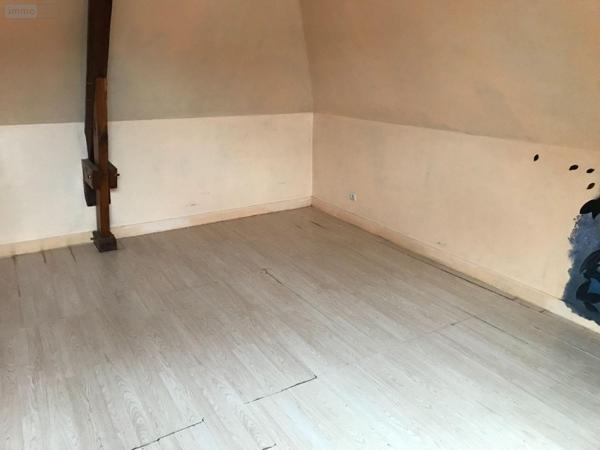 Appartement à rénover à vendre à Bonnétable dans la Sarthe (72110), ref : 079/2012