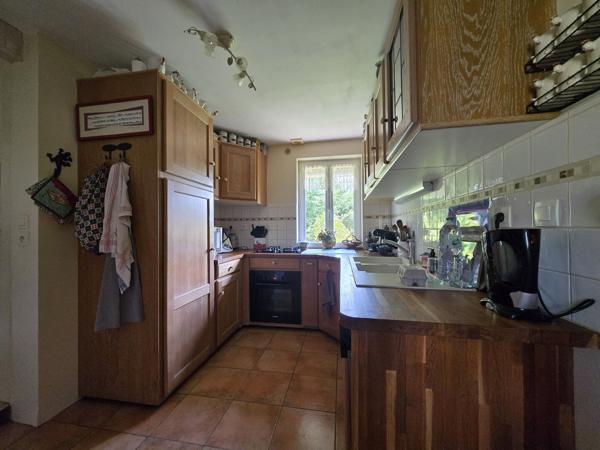 Maison T5 sur plus d'un hectare de terrain