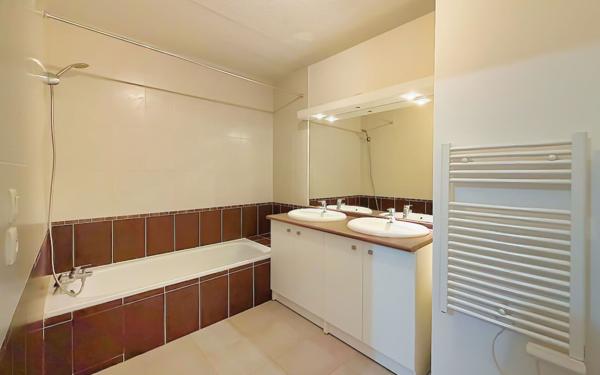 Appartement à vendre    3 pièces • 66,57 m2 Toulouse