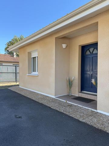 Maison familiale de plain-pied avec piscine
