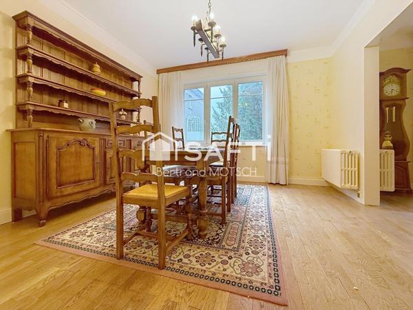 grande maison jumelée