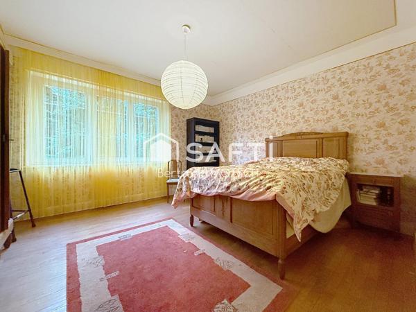 grande maison jumelée