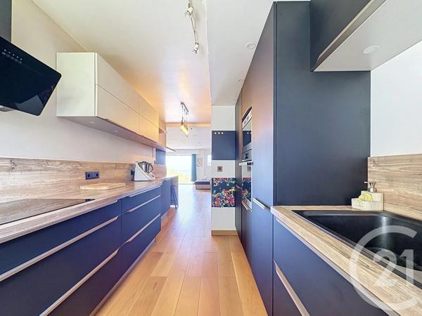 Appartement F5 à vendre  5 pièces - 127 m 2   MOUGINS  - 06