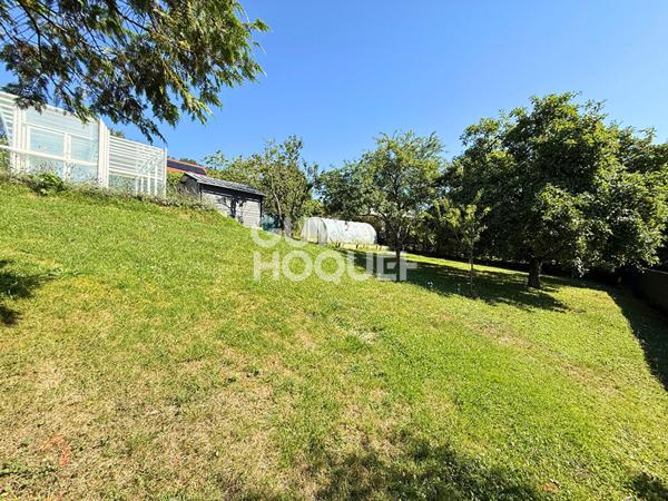 Maison lumineuse 131 m² avec piscine couverte à 5 min de Besançon