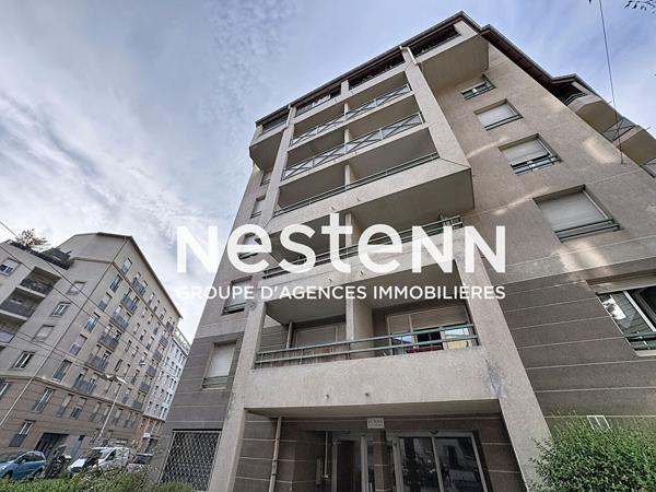 Appartement 4 pièces meublé avec ascenseur et stationnement Dauphiné - Lyon 3e