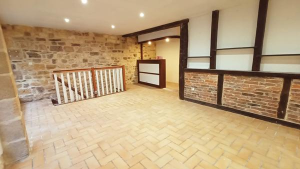 Local commercial 90m²