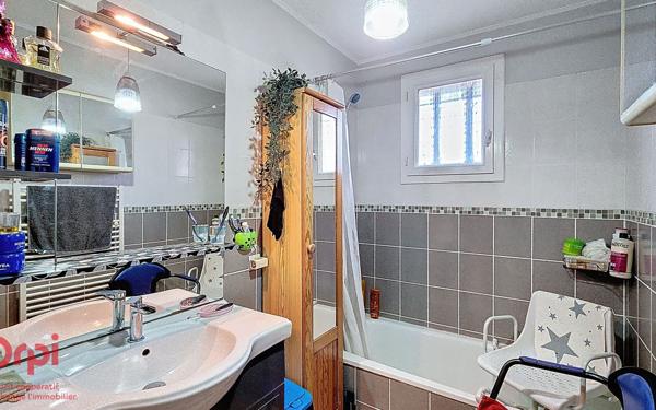 Maison à vendre    4 pièces •  Prades