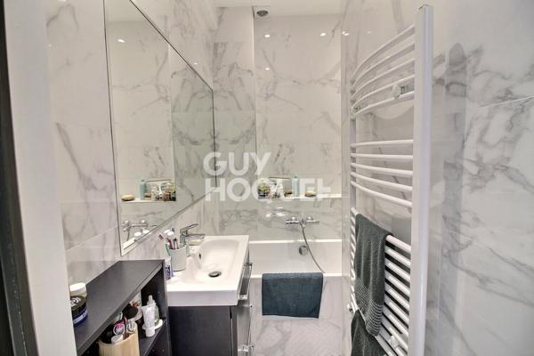 Magnifique appartement 3 pièces à Puteaux, exposition sud-est, en double exposition.