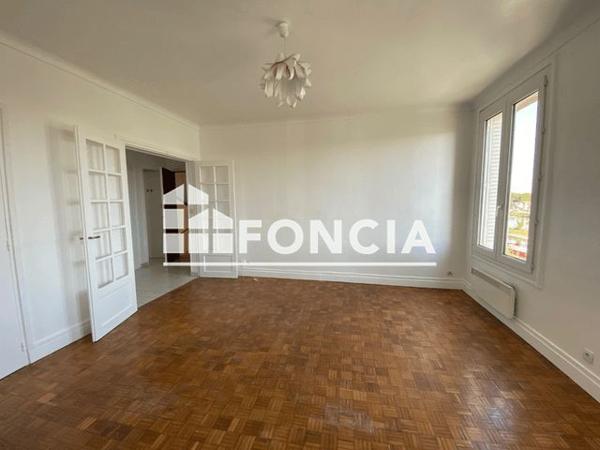 Location Appartement 2 pièces 55.5 m² - 13 RUE DES ARQUEBUSIERS Pontoise 95300