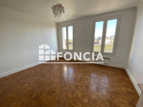Location Appartement 2 pièces 55.5 m² - 13 RUE DES ARQUEBUSIERS Pontoise 95300