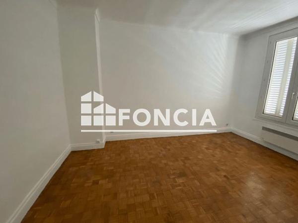 Location Appartement 2 pièces 55.5 m² - 13 RUE DES ARQUEBUSIERS Pontoise 95300