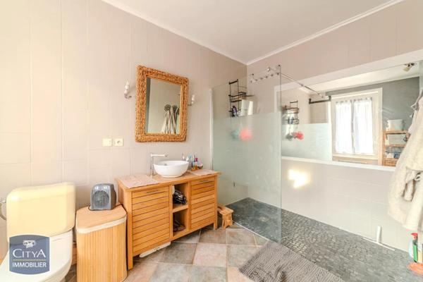 Maison à vendre 5 pièces 130m² Thizy-les-Bourgs (69240)