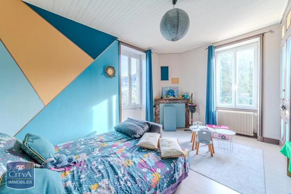 Maison à vendre 5 pièces 130m² Thizy-les-Bourgs (69240)