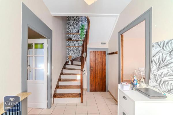 Maison à vendre 5 pièces 130m² Thizy-les-Bourgs (69240)