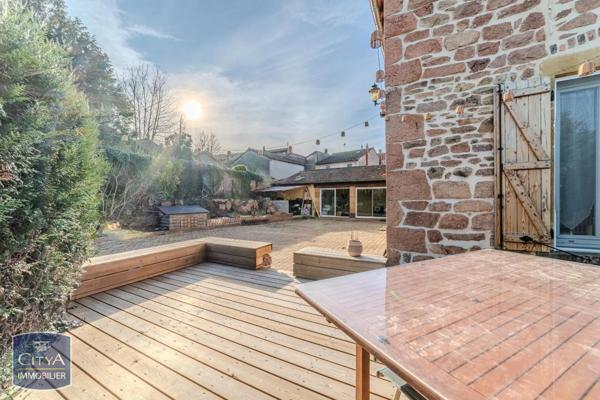 Maison à vendre 5 pièces 130m² Thizy-les-Bourgs (69240)