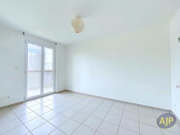 Appartement à vendre Montgermont - 1 pièces, 20m² avec 0 chambre(s) à 90 825€ - AJP Immobilier Pacé
