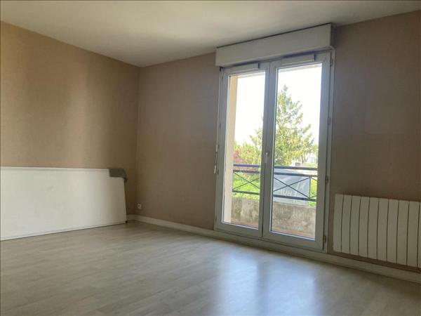 Appartement à vendre |  Les Clayes-sous-Bois |  1 pièce | 25 m²