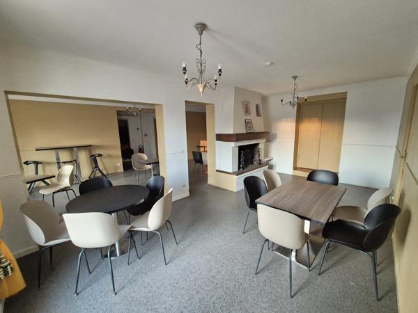 Hôtel et maison avec piscine Saint-Hilaire-de-Brethmas (30560)