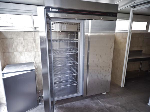 Hôtel et maison avec piscine Saint-Hilaire-de-Brethmas (30560)