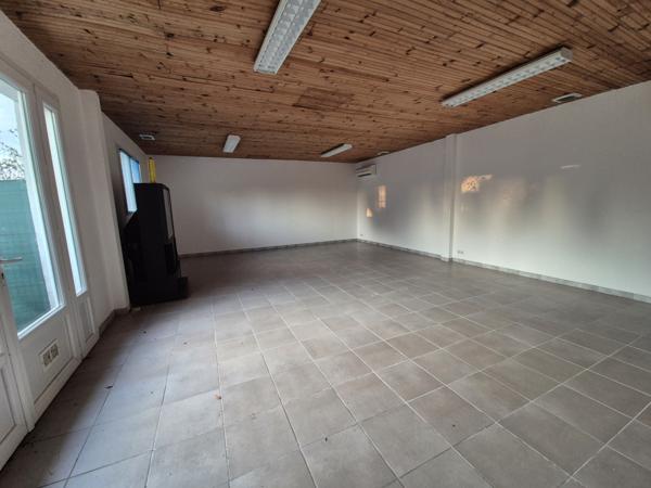 Hôtel et maison avec piscine Saint-Hilaire-de-Brethmas (30560)