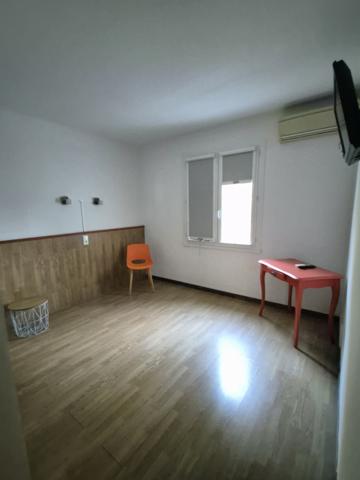 Hôtel et maison avec piscine Saint-Hilaire-de-Brethmas (30560)