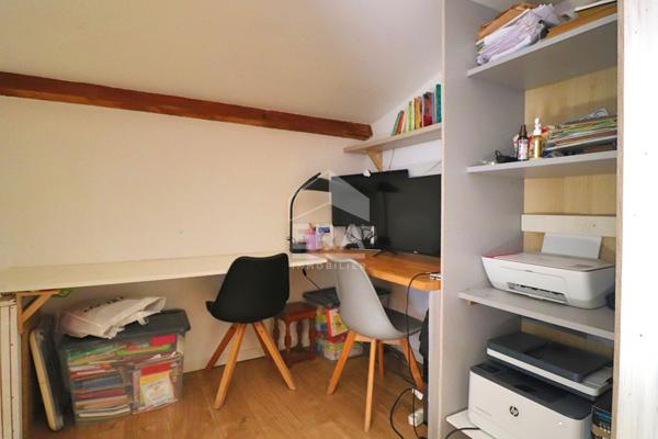 MAISON 5 Pièces 110 M²  4 CHAMBRES  TERRASSE 30 M²  BALCON 9 M² 2 PARKINGS PRIVATIFS  CALME  EXPOSITION SUD