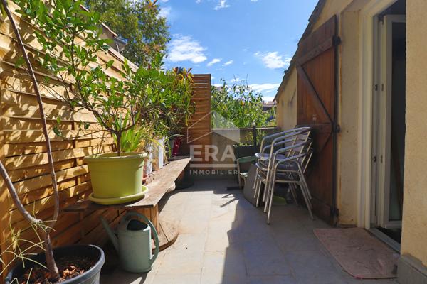 MAISON 5 Pièces 110 M²  4 CHAMBRES  TERRASSE 30 M²  BALCON 9 M² 2 PARKINGS PRIVATIFS  CALME  EXPOSITION SUD