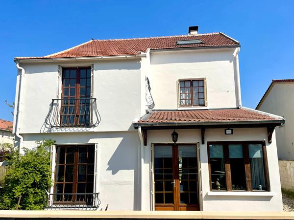 Maison Conflans Sainte Honorine 8 pièce(s) 144 m2 €414 000 ** - Référence 7182