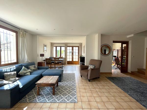 Maison Conflans Sainte Honorine 8 pièce(s) 144 m2 €414 000 ** - Référence 7182