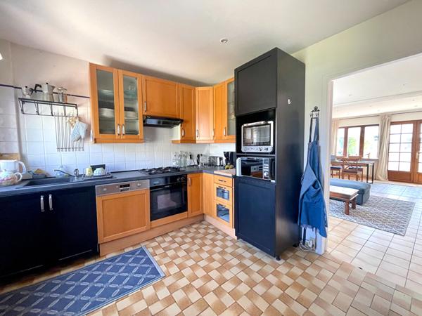 Maison Conflans Sainte Honorine 8 pièce(s) 144 m2 €414 000 ** - Référence 7182