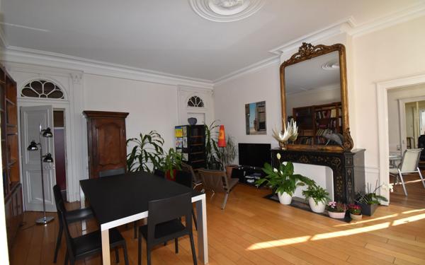Appartement à vendre    5 pièces • 238 m2 Metz