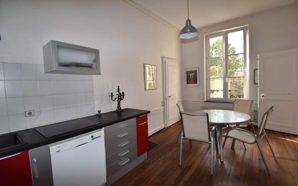 Appartement à vendre    5 pièces • 238 m2 Metz