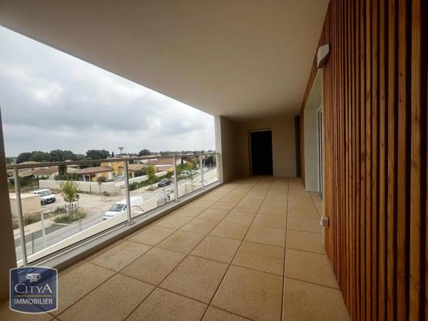 Appartement à louer 3 pièces 63.3m² Rodilhan (30230)