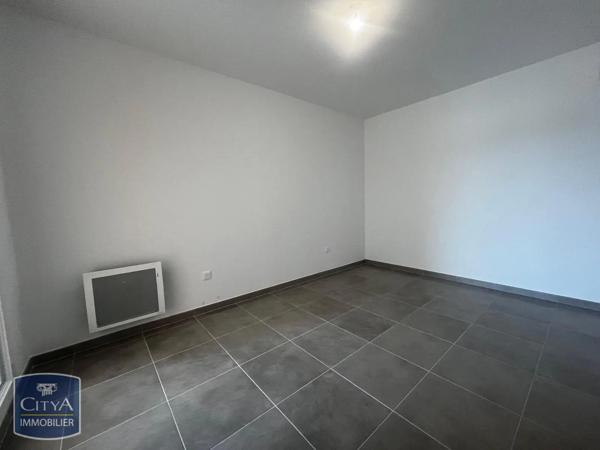 Appartement à louer 3 pièces 63.3m² Rodilhan (30230)