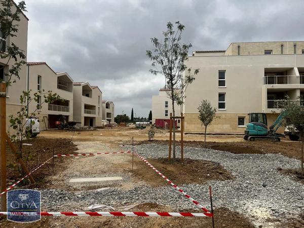 Appartement à louer 3 pièces 63.3m² Rodilhan (30230)