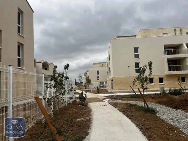 Appartement à louer 3 pièces 63.3m² Rodilhan (30230)