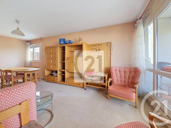 Appartement T5 à vendre  5 pièces - 101 m 2   VITRY SUR SEINE  - 94