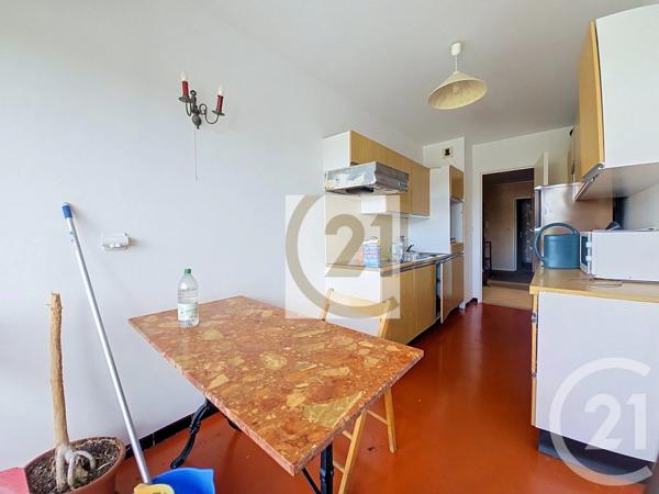 Appartement T5 à vendre  5 pièces - 101 m 2   VITRY SUR SEINE  - 94