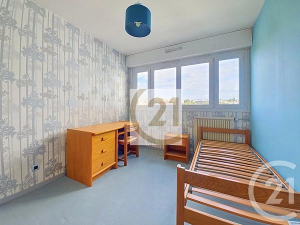 Appartement T5 à vendre  5 pièces - 101 m 2   VITRY SUR SEINE  - 94