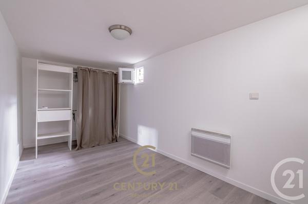 Appartement F2 à vendre  2 pièces - 25,77 m2 PARIS - 75012