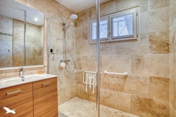 Maison à vendre 314 160 € La Force 7 p 205 m² DPE D