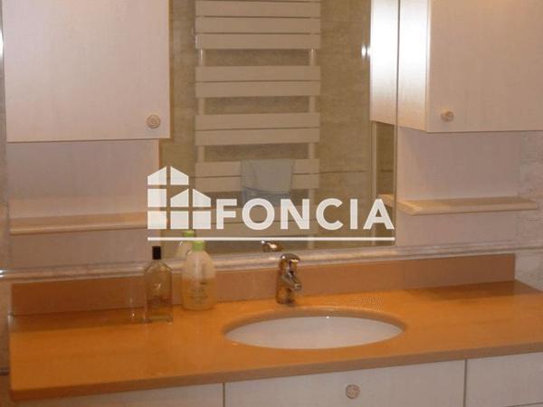 Location Appartement 4 pièces 150 m² - 4 RUE PAUL AUBERT Chateaurenard 13160