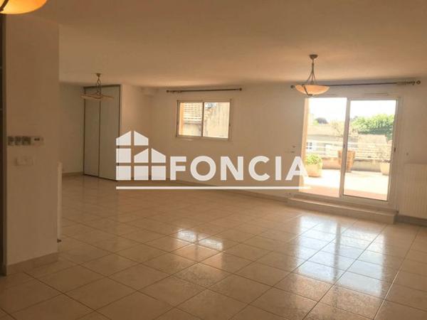 Location Appartement 4 pièces 150 m² - 4 RUE PAUL AUBERT Chateaurenard 13160