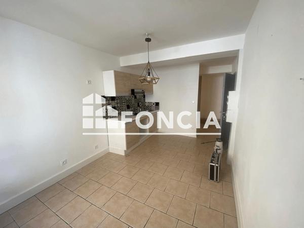 Location Studio 22.5 m² - 101 RUE JEAN JAURES Fleurance 32500