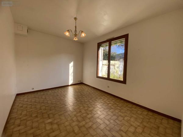 Maison à vendre à Montlouis-sur-Loire dans l'Indre-et-Loire (37270), ref : 37037/292B   
MONTLOUIS SUR LOIRE